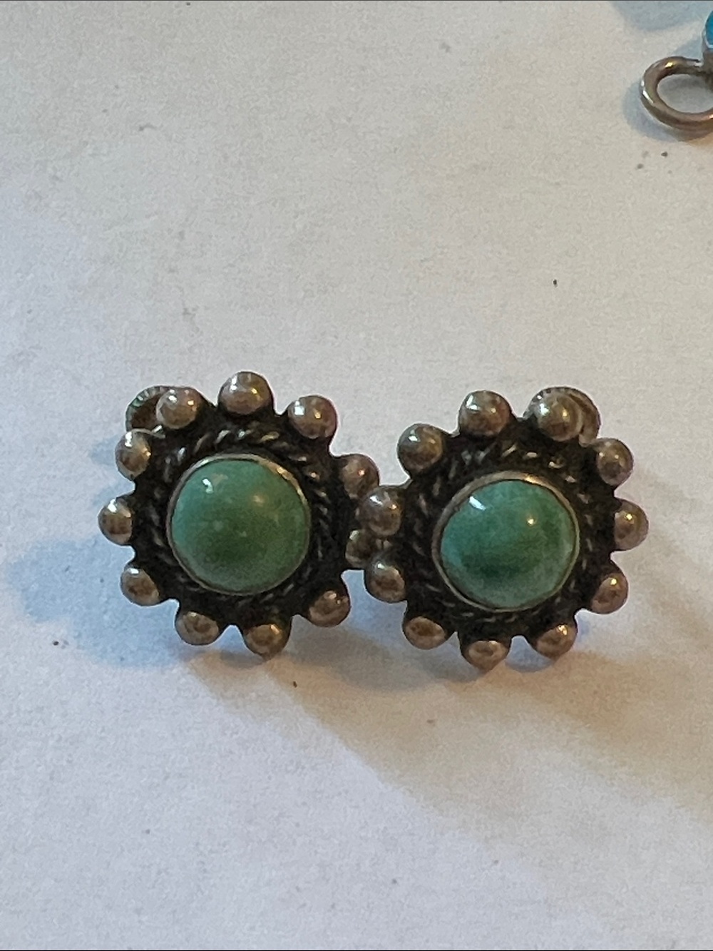 Vintage Native American Sterling Silver turquoise screw back earrings